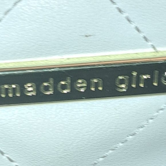 Madden Girl Purse/Crossbody Handbag - Picture 5 of 6